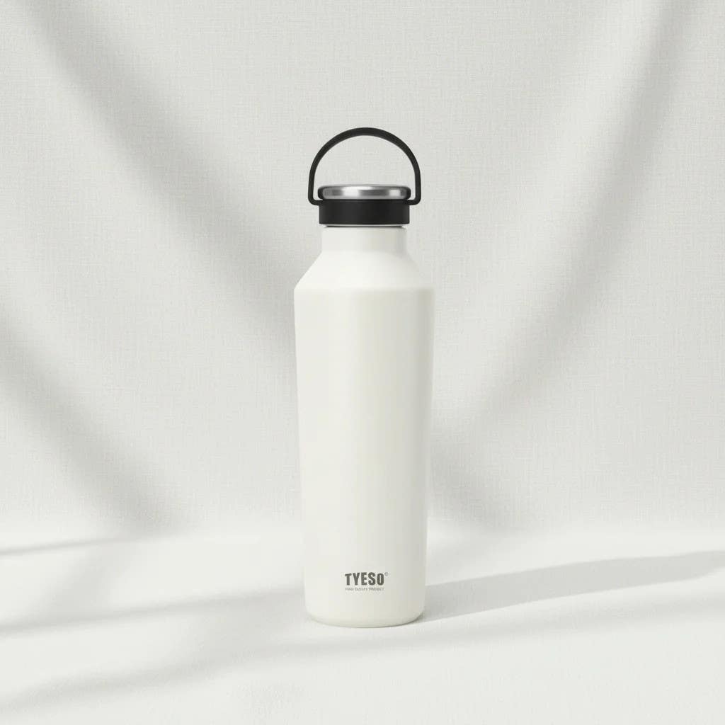 TYESO Vacuum Insulated Sports Bottle with Soft Silicone Handle (750ml)