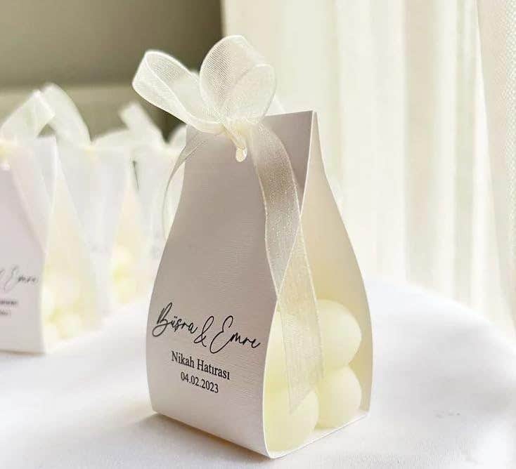 White Scented Candle for Indoor Home Decor - FunnyPot