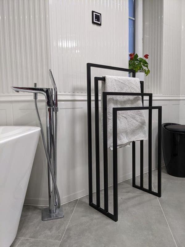 Metal Clothes Rack, 120×170×40 cm, 4 Shelves - Black