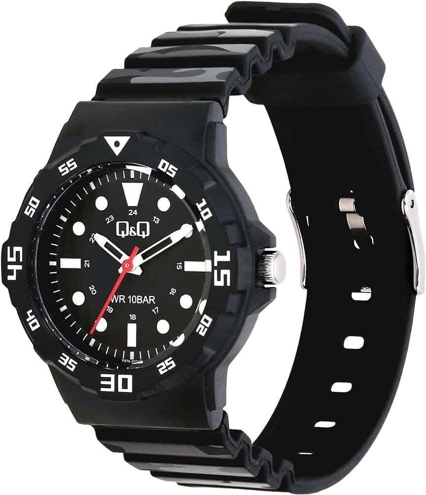 Q&Q V07A-010VY Round Analog Sport Watch For women, M /26 - 39 mm - Black