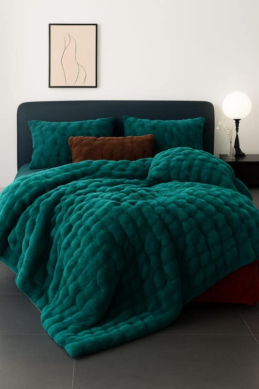 Bubbles Golden Bed Bed Warmer, 230x240 cm -Genzary